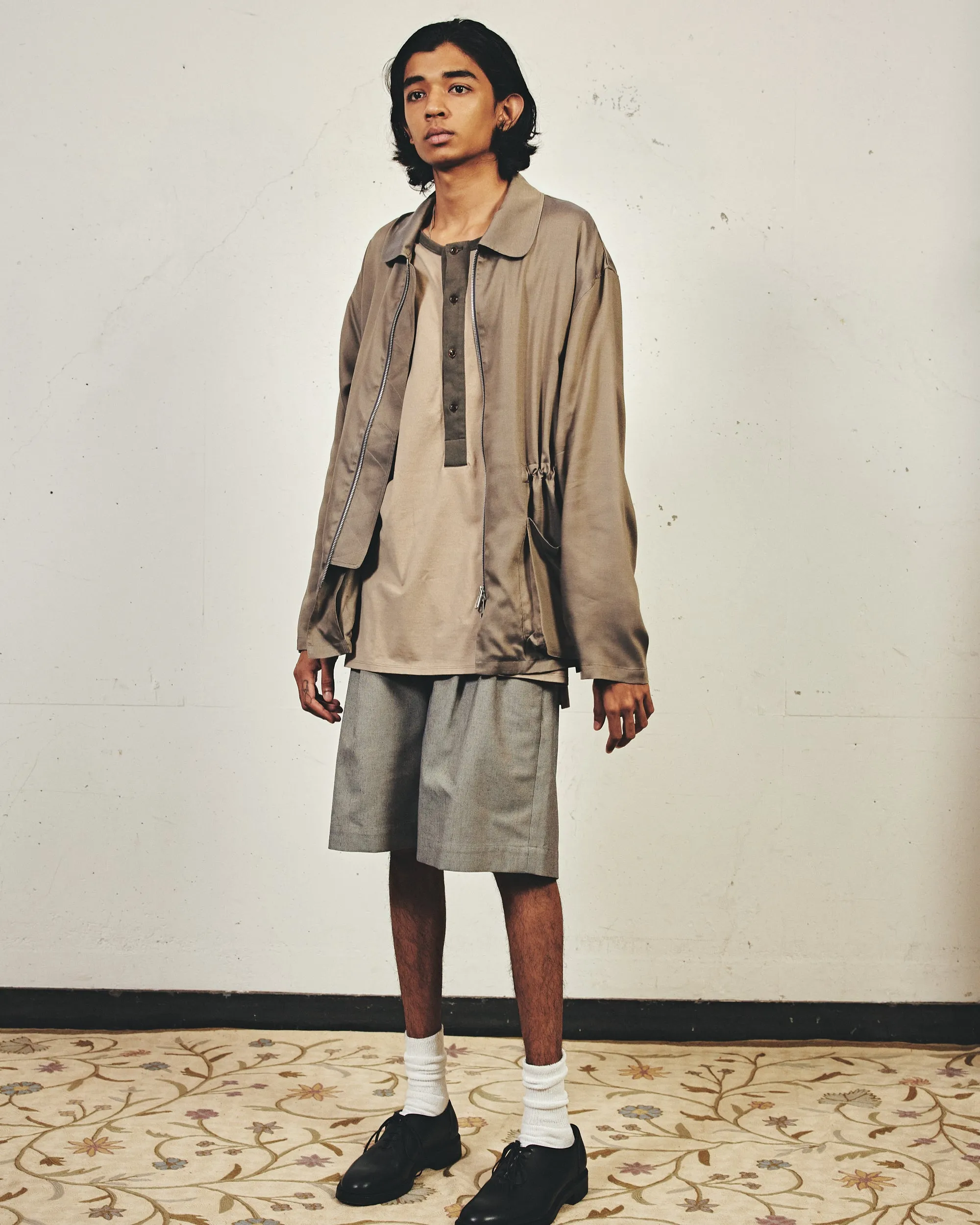 M241-0402 SHORT TROUSERS
